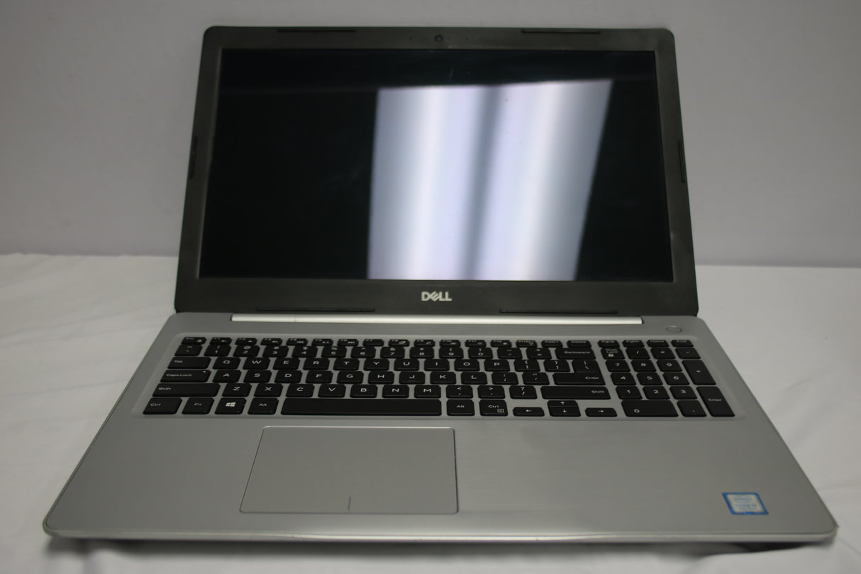 Dell Inspiron 5570 15.6" Touchscreen Laptop i5-8250U 16GB 250GB Windows 10